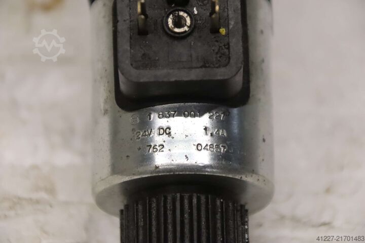 Directional control valve Bosch 