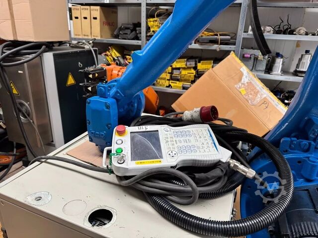 Industrieroboter Yaskawa MH50 DX100