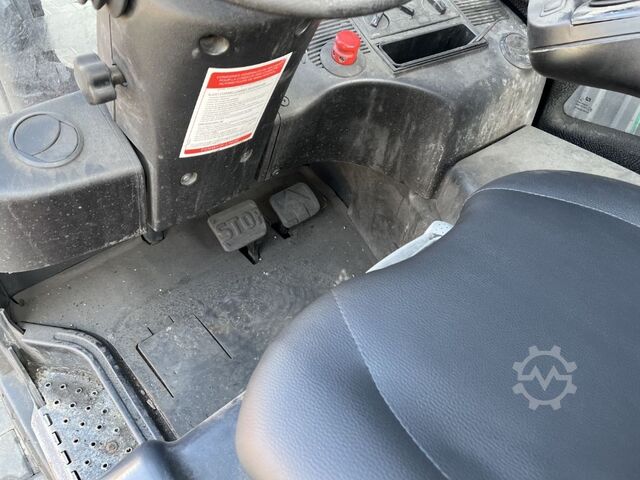 Electric 3-wheel forklift Linde E 16H-02