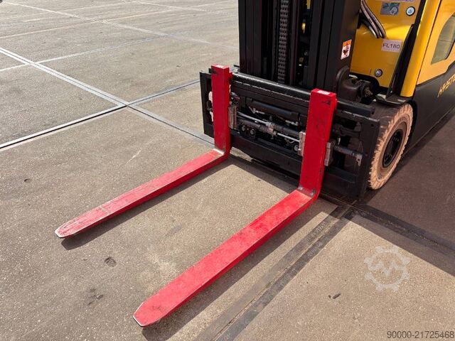 Forklift Hyster J1.6 XNT LWB 766 HOURS, Like new