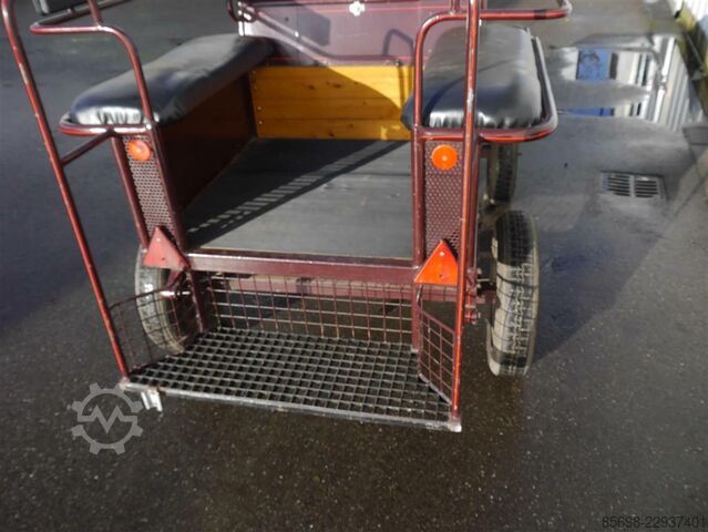 Carriage for horse  