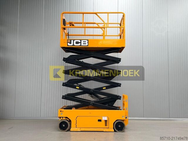 Scherenhebebühne JCB S 3246 E