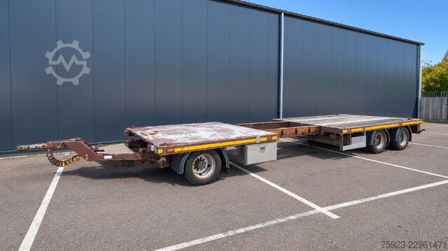 Platform trailer DRACO 3 axle Flatbed trailer with twistlocks extendable