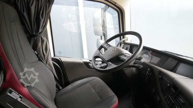 Heavy load Volvo FH 540 130 ton's 8x4 tractor unit