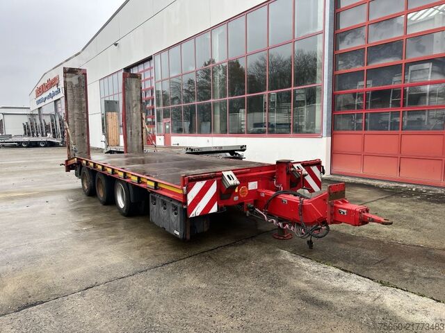 Low loader trailer  3 Achs  Tridemtieflader- Anhänger