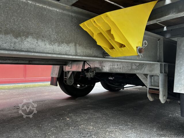 Low loader trailer  tt  Tandempritsche- Tieflader, wenig Benutzt