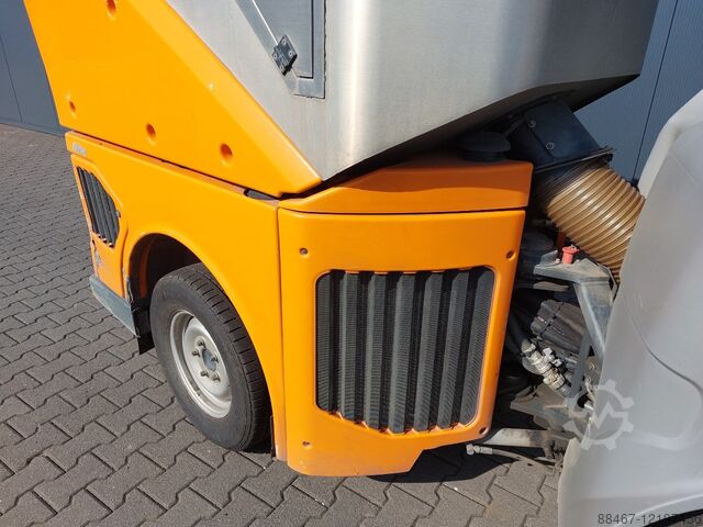 Street sweeper Hako Citymaster 1600