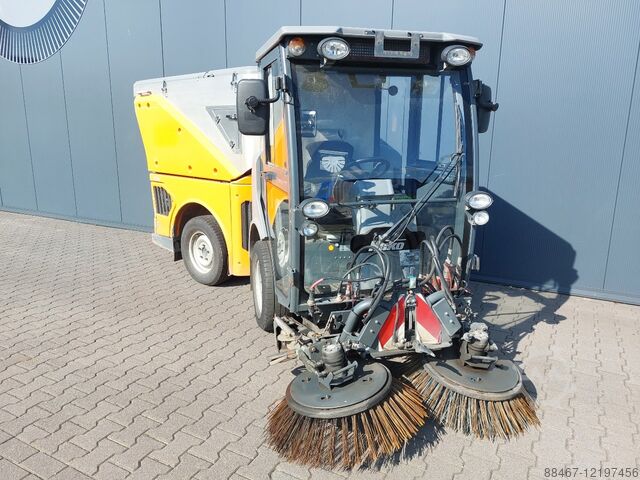 Street sweeper Hako Citymaster 1600