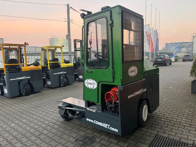 4-way forklift Combilift C2500 /perfect /compact/Only 4819 hours