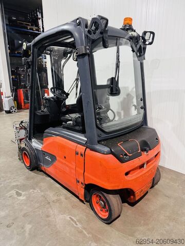 Electric 4-wheel forklift Linde E 20 PL-02 EVO Triplex Batterie Bj.22