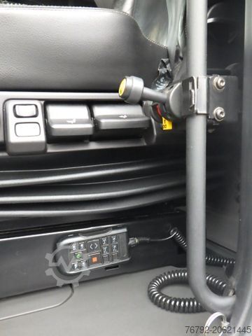 Standard tractor unit SCANIA R 450 A Highline/Ret./Hydr./Safety/Leder/Spoiler