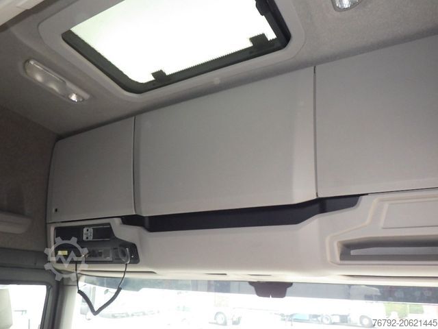 Standard tractor unit SCANIA R 450 A Highline/Ret./Hydr./Safety/Leder/Spoiler