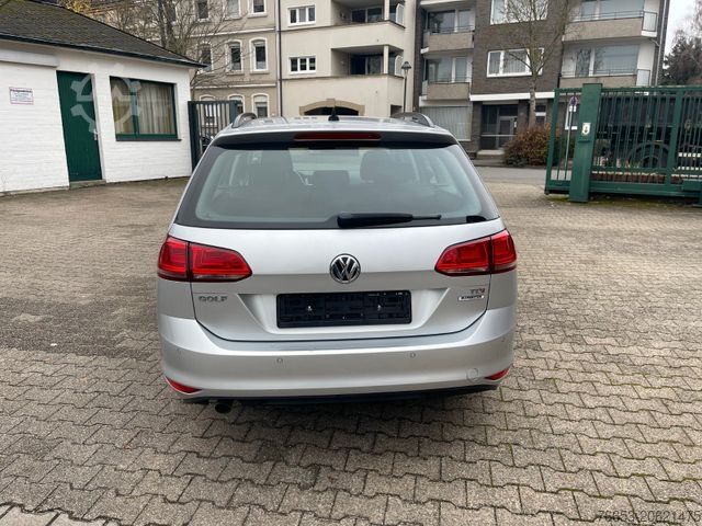 Minibus VOLKSWAGEN Golf 1.6 TDI DSG Variant* Navi* Klima* MFL* PDC