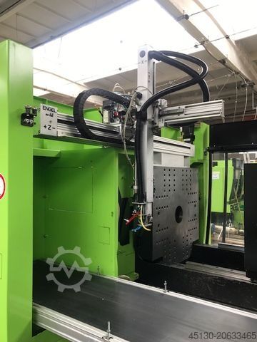 Injection molding machine Engel Victory 330/110 Tech