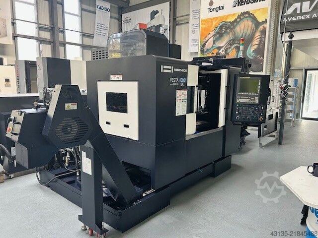 Vertical machining center HWACHEON VESTA-1000+ mit Palettenwechsler