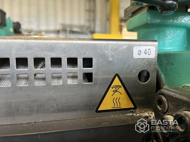 Arburg 520S 1300-400 (2015) 28.000 hours with Sprue picker robot Arburg 520S 1300-400