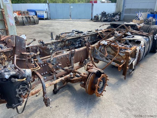 Standard SZM MAN TGX 18.510 Brandschaden