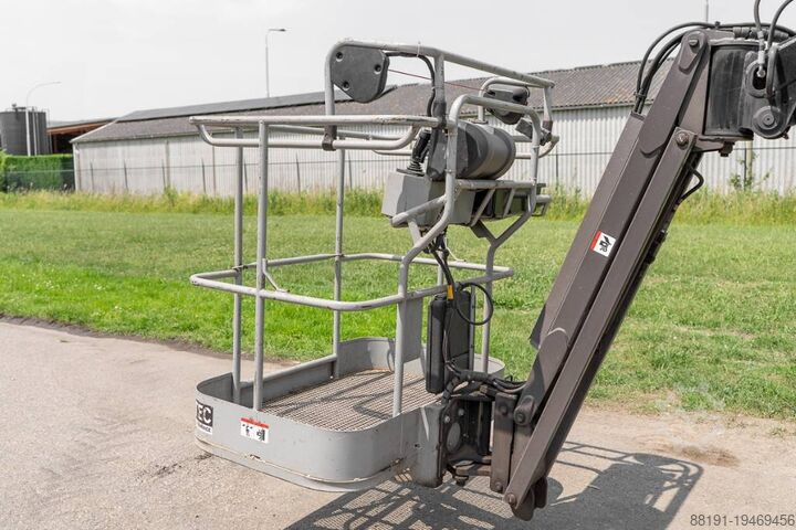 Gelenkteleskoparbeitsbühne Manitou 150 AET JC 3D