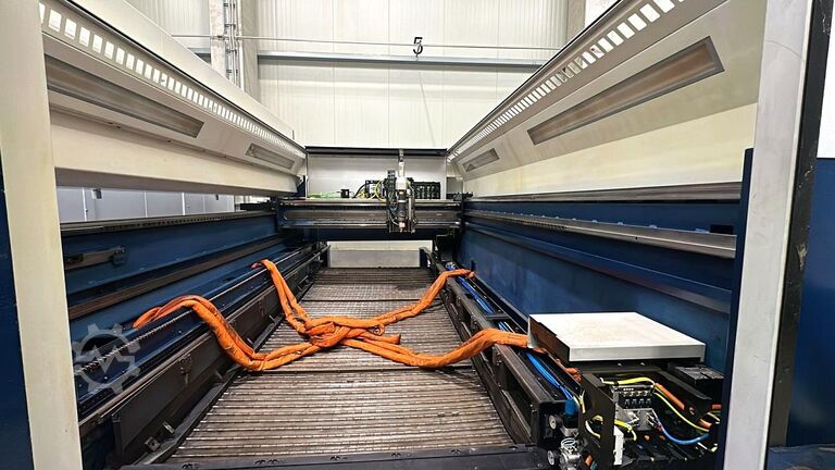 Laserschneidmaschine TRUMPF TruLaser 5030 Fiber (L56)