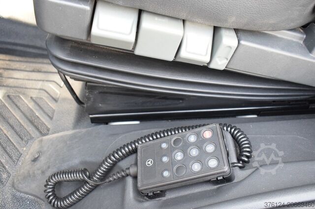 Transporter mit Pritsche & Plane mercedes-benz Atego 816 L Automatik*Ladebordwand*Tempomat