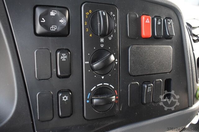 Transporter mit Pritsche & Plane mercedes-benz Atego 816 L Automatik*Ladebordwand*Tempomat