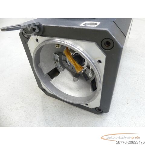 Steuerung Siemens 1FT6105-1AC71-1EH1 Servomotor SN: YFM310446603001 ohne Geber