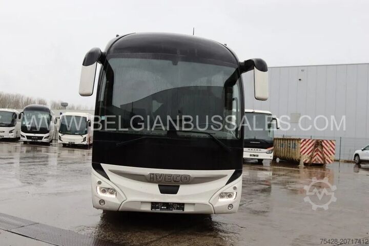 Reisebus Iveco Magelys
