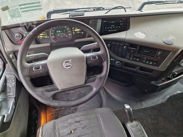 Standard-SZM Volvo FH 13.460 Globetrotter 4x2 - PTO/Hydraulic - 2x...