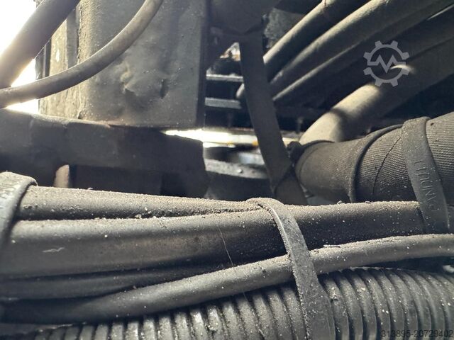 Kranwagen DAF CF410 FAQ HMF 2620, Unfall - Damaged.