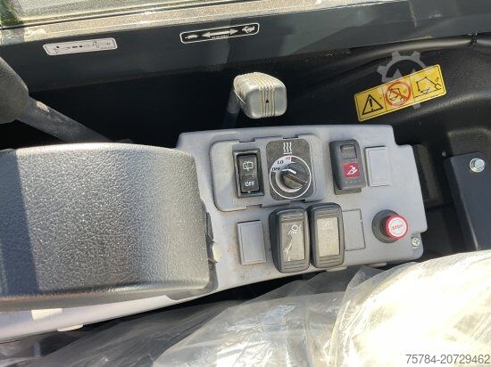 Mobile excavator KUBOTA KX030-4 POWER TILL NUR 52,5 BH, TOP-ZUSTAND !