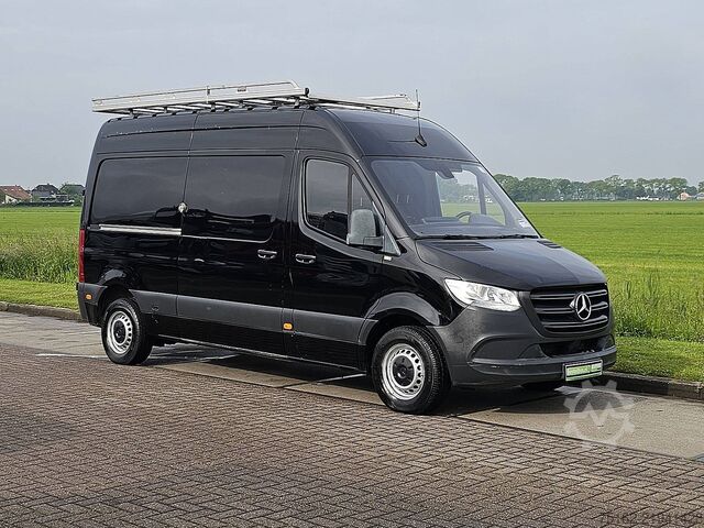High-roof van MERCEDES-BENZ SPRINTER 314 L2H2 Mbux Euro6 AC!