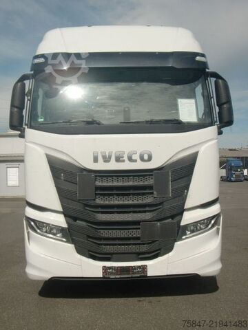 Wechselfahrgestell LKW Iveco S-Way AS 260 S 49 Y/FS BDF 7,82 2x AHK