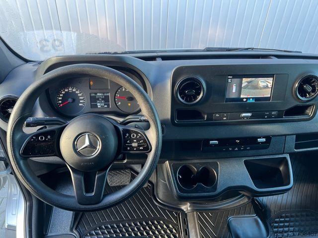 High top van MERCEDES-BENZ Sprinter 315 9G-TR HOCH+LANG KLIMA 3-SITZ KAMERA