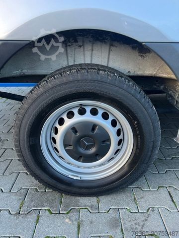 High top van MERCEDES-BENZ Sprinter 315 9G-TR HOCH+LANG KLIMA 3-SITZ KAMERA