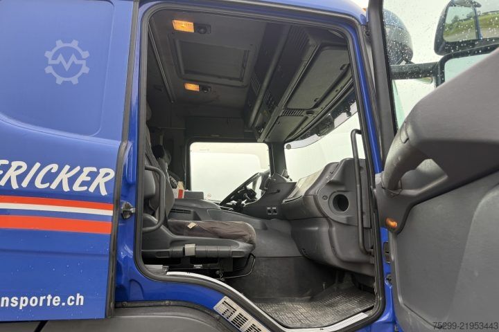 Truck mounted crane Scania P124GB 6x2*4 PK 27000D / Swiss-Vehicle