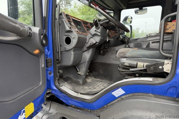 Truck mounted crane Scania P124GB 6x2*4 PK 27000D / Swiss-Vehicle