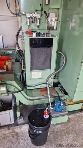 Machining Center - Vertical MORI SEIKI MV 40B mit kompl. Werkstatt/with l shop