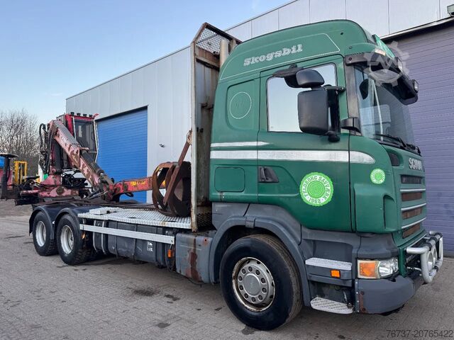 Holztransporter Scania R560 V8 **6X4+JONSERED 1020 CRANE**
