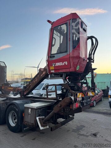 Holztransporter Scania R560 V8 **6X4+JONSERED 1020 CRANE**