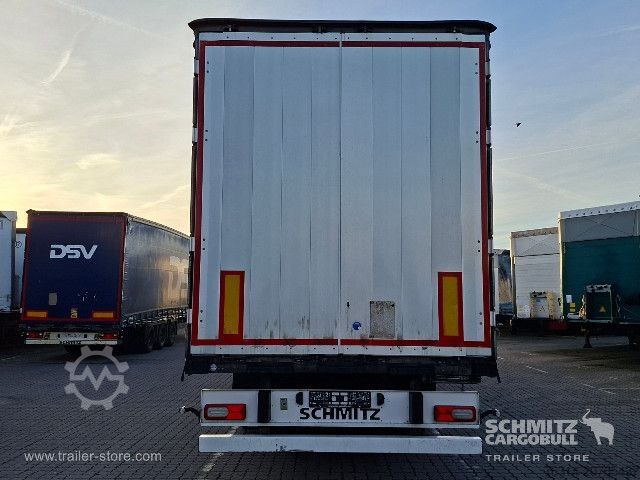 Auflieger mit Pritsche & Plane Schmitz Cargobull Curtainsider Standard Getränke