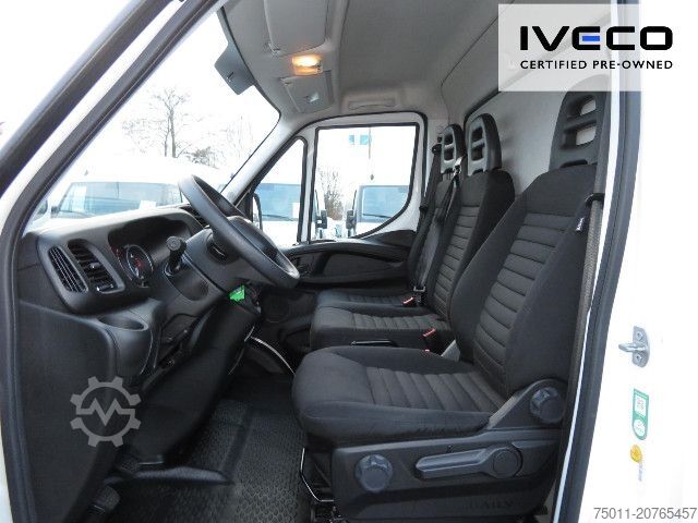 Transporter mit Koffer IVECO Daily 35C16 Koffer/LBW Klima, Zwillingsreifen