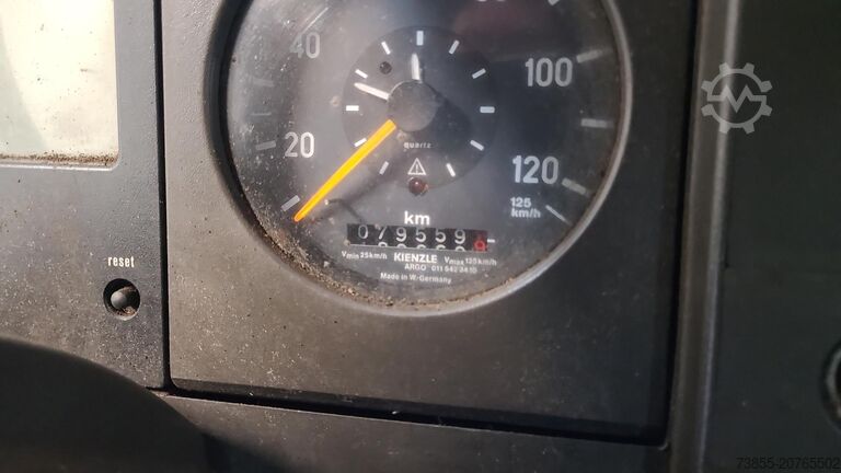 Nutzfahrzeug - Kipper Mercedes-Benz Unimog 418/10