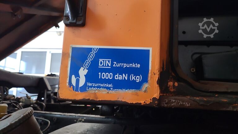 Nutzfahrzeug - Kipper Mercedes-Benz Unimog 418/10