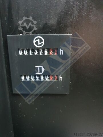 Bearbeitungszentrum Vertkal DMG MORI M1Pro mit 4ter Achse