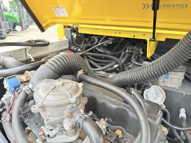 Vierwegestapler Combilift CB4000 TRIPLEX 5200 FREE-LIFT POSITIONER