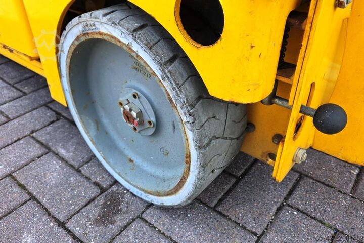 Scherenhebebühne Haulotte Compact 10N Electric, 10m Working Height, 230kg Ca