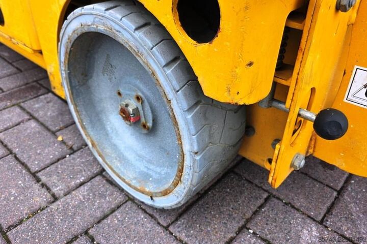 Scherenhebebühne Haulotte Compact 10N Electric, 10m Working Height, 230kg Ca