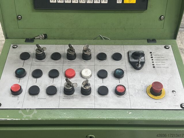 Punching machine Andritz Kaiser KSTU MB 1250