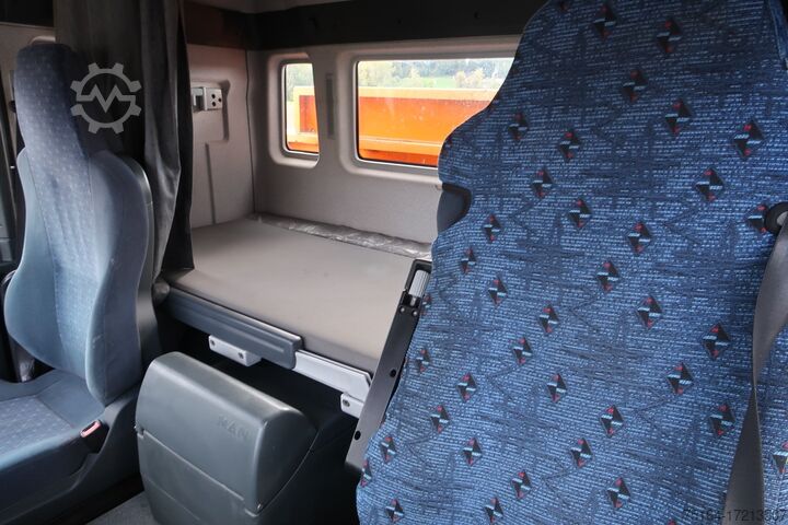 Dreiseitenkipper LKW MAN TGA 26.480 6x4 BB