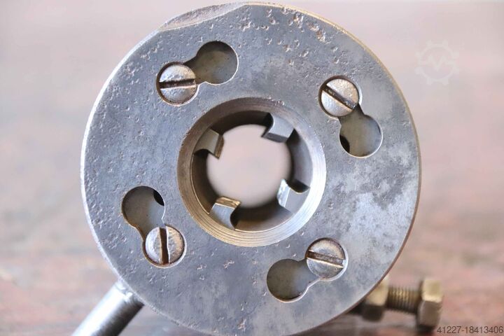 Thread cutting head unbekannt Modell A3